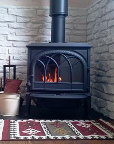Печь-камин Jotul F 400 BP
