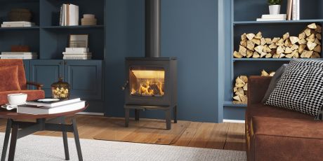 Печь-камин Jotul F 205 в интерьере